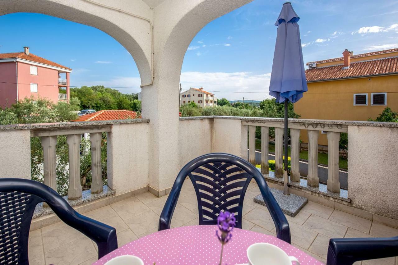 Garden Paradise App Sveti Vid-Miholjice Zewnętrze zdjęcie